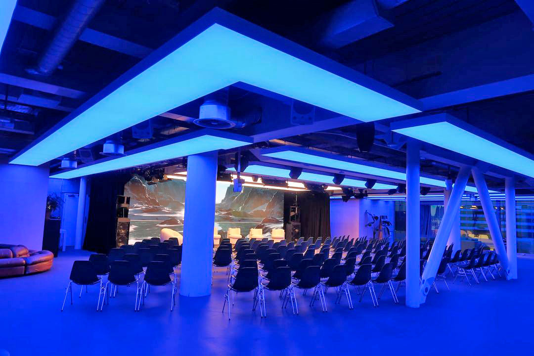 Interior space of the Strand - Multifunctional Gym Design Concept