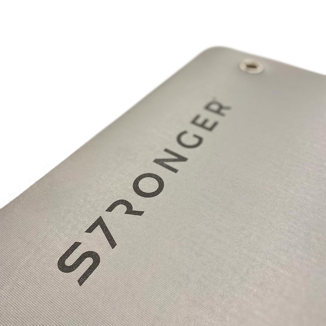 Studio Workout Mat Blast - with eyelets