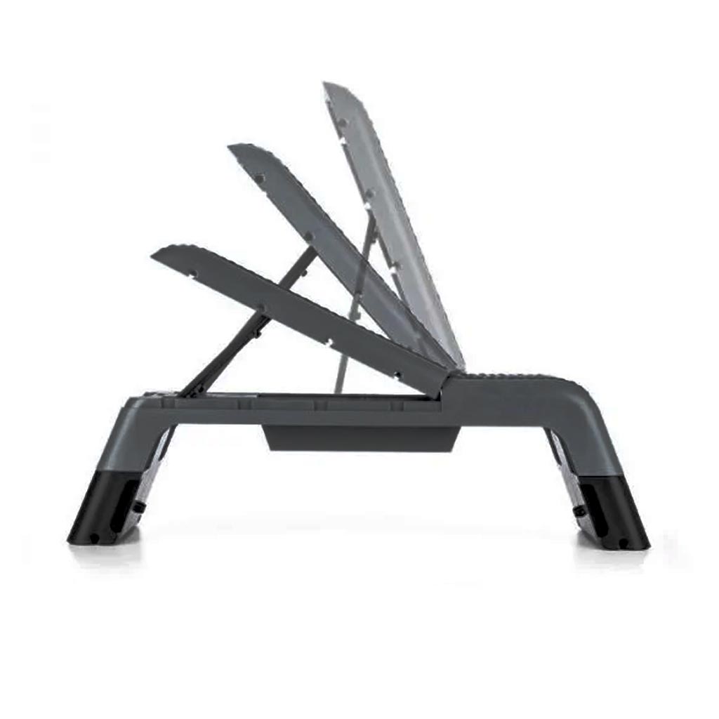 Aerobic Step color Black, Aerobic step color Grey. Aerobic Step for plyometric, aerobic and strength exercises. Aerobic Step for cardio, aerobic step for body weight exercises.