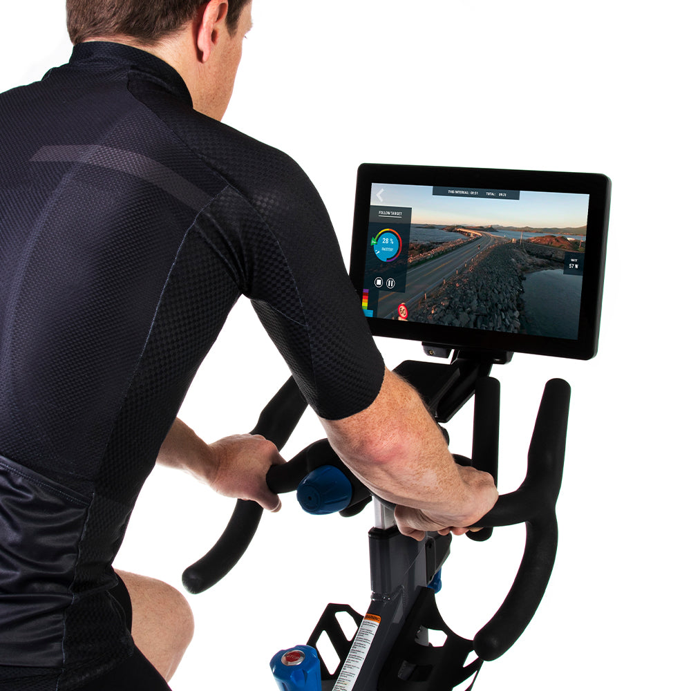 Stages Solo Bike + One Year Online Subscription