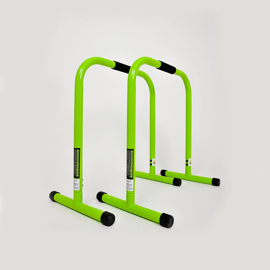 Lebert EQualizer, Lebert uk, lebert black, lebert equalizer yellow, lebert equalizer dips, lebert equalizer triceps, lebert equalizer man, lebert equalizer woman, exercises using lebert, home gym, gym at home using lebert equalizer.