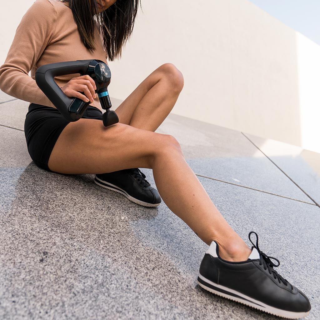 Theragun Elite, Theragun UK, Buy Theragun Elite Uk, Massage gun, buy massage gun, muscle massage gun, massage gun for athletes.