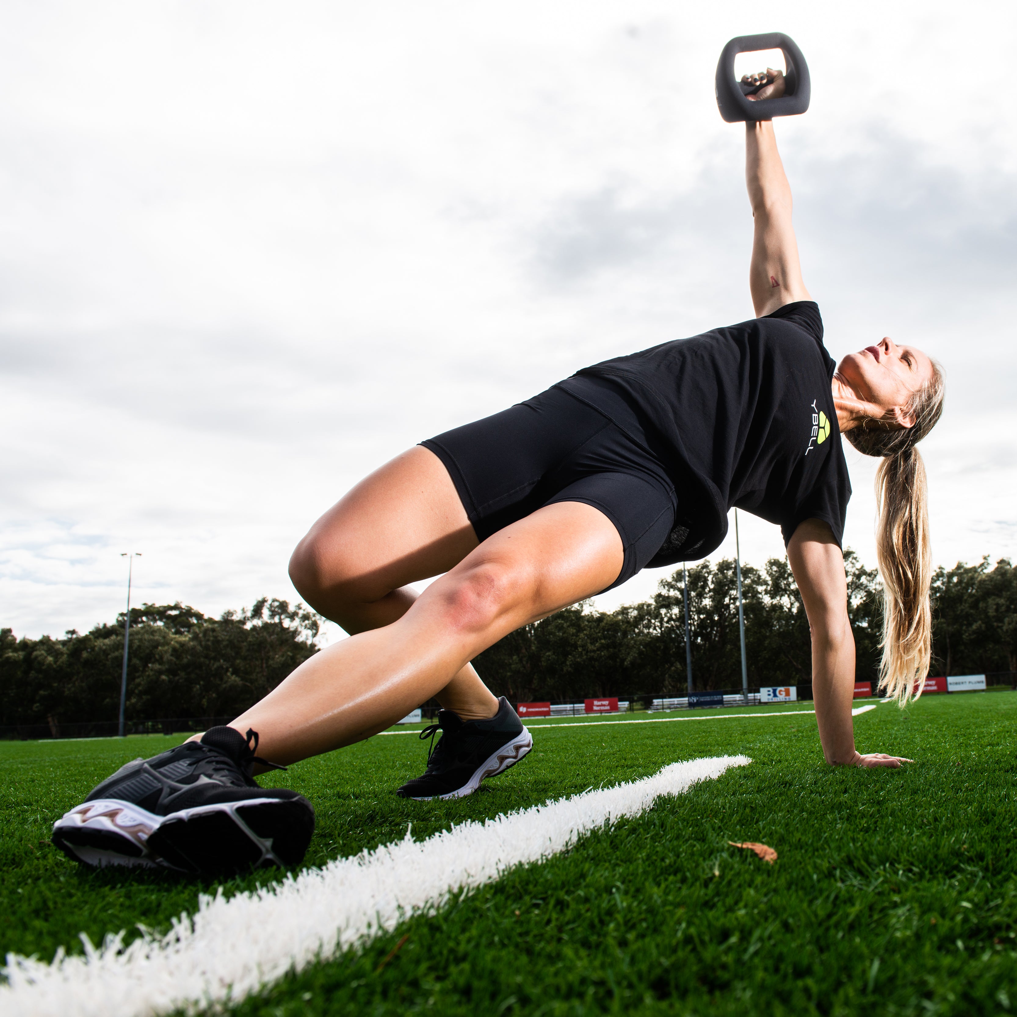 Ybell Fitness, Ybell M, Ybell 12kg, Ybell Fitness, Ybell exercises, workout with Ybell, Weights, home gym, gym equipment, dumbbell, kettlebell, exercises with ybell, workout with dumbbell, home gym equipment.